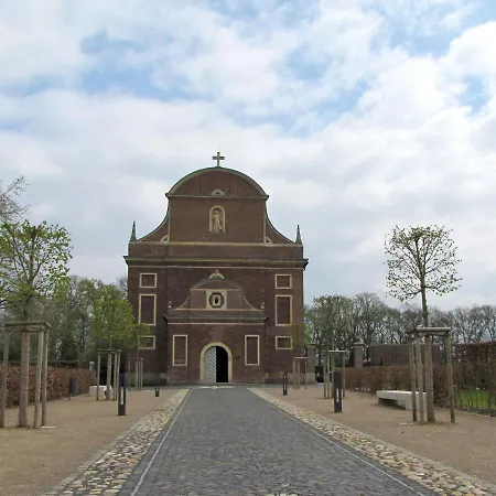 Splendid Holiday In Guelders With Garden Casa de Férias