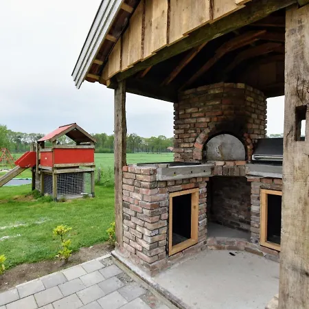 Splendid Holiday In Guelders With Garden Casa de Férias